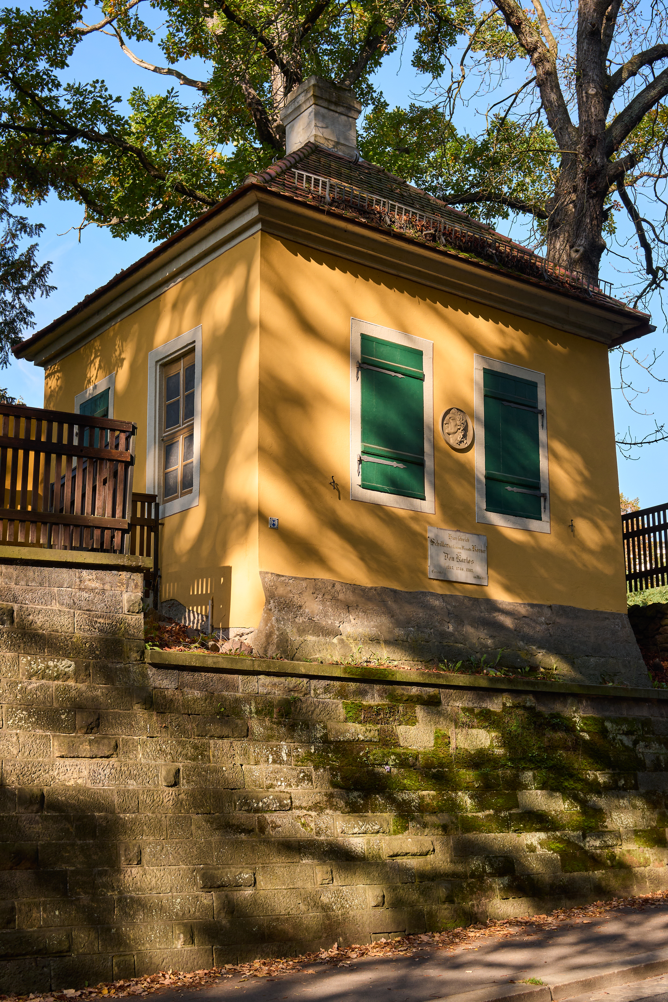 Außenansicht des Schillerhäuschens